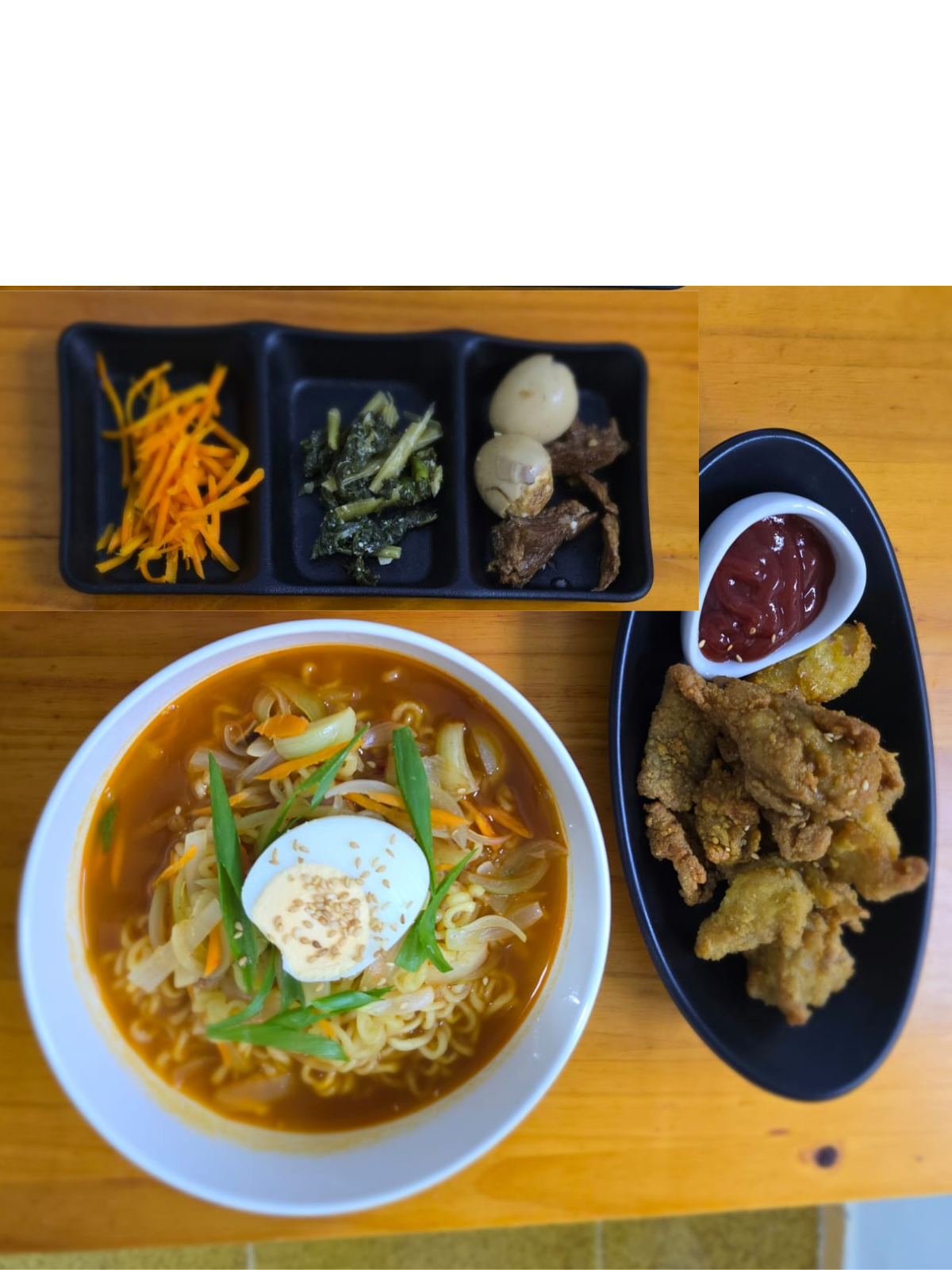 Lamen com frango empanado (picante)