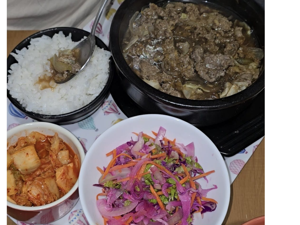 Bulgogui tukbegui (com caldo)